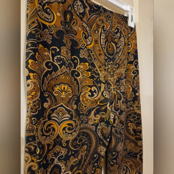 Nine Lives Bazaar Zeppelin Flares Paisley - Picture 9 of 9